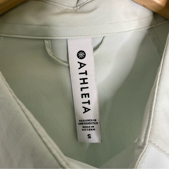 Athleta Women’s Button-Up Shirt Size Small Light Green Long Sleeve Blouse - Picture 4 of 6